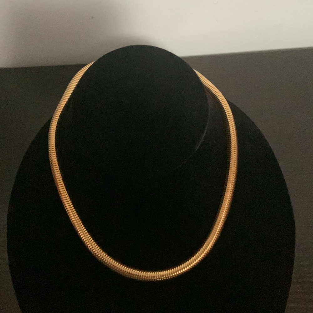Versatile 3 in 1 Gold-Tone Necklace by E.Pearl - Picture 6 of 8